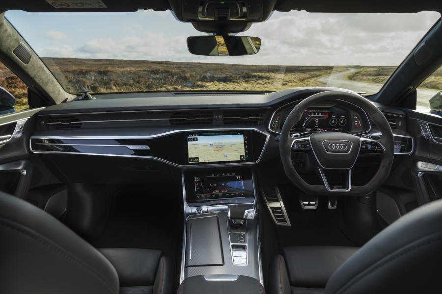 Торпедо Audi RS7 Sportback 2020 года  (UK) (фото 22 из 118)